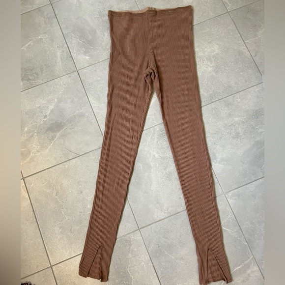 NWT Free People Luxe Life Leggings Size - Medium - Picture 10 of 12